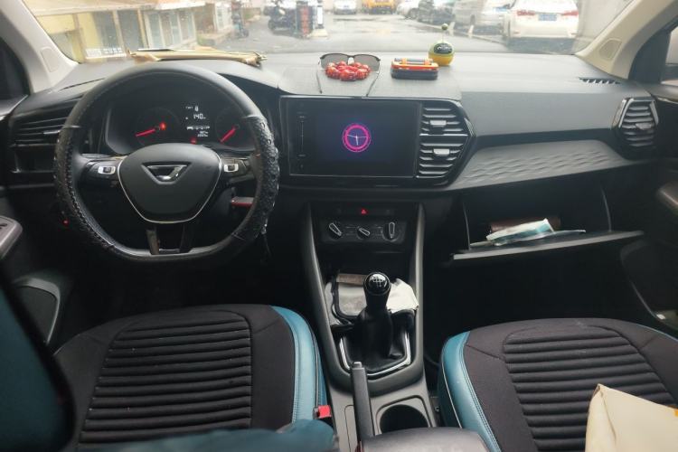 Used Jetta VS5 2019 280TSI Manual Entry-Level Model Center Console