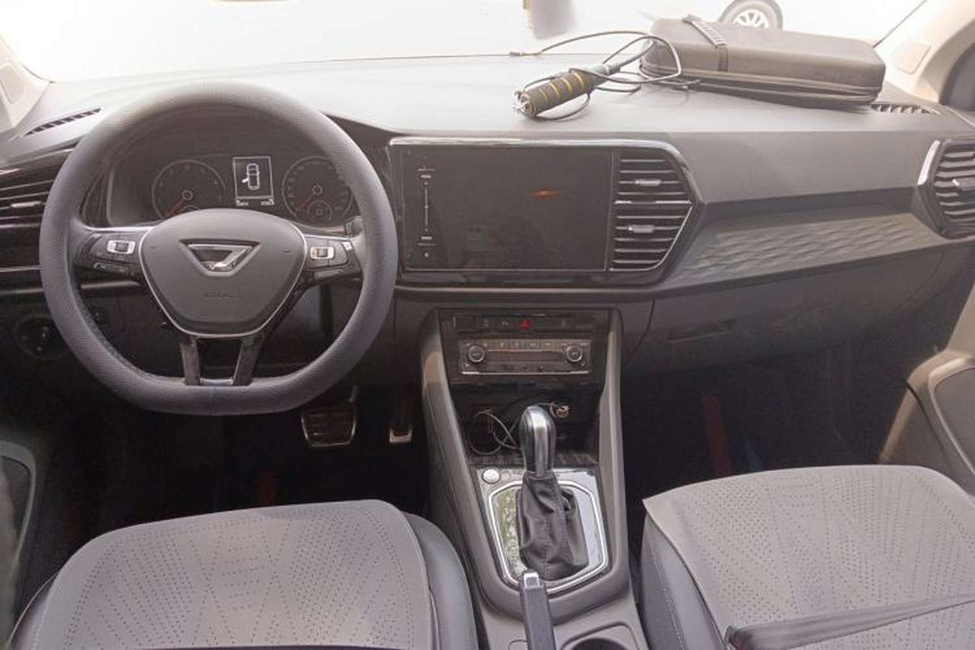 Used Jetta VS5 2019 280TSI Automatic Glory Edition Center Console