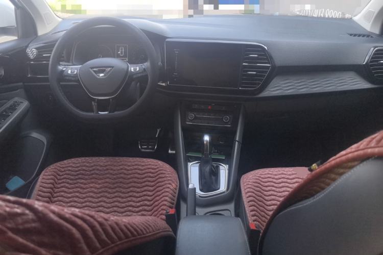 Used Jetta VS5 2019 280TSI Automatic Glory Edition Center Console