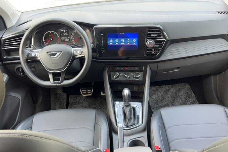 Used Jetta VS5 2019 280TSI Automatic Enjoyment Model Center Console