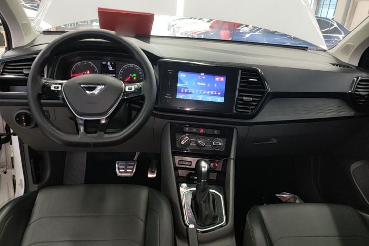 Used Jetta VS5 2019 280TSI Automatic Enjoyment Model Center Console