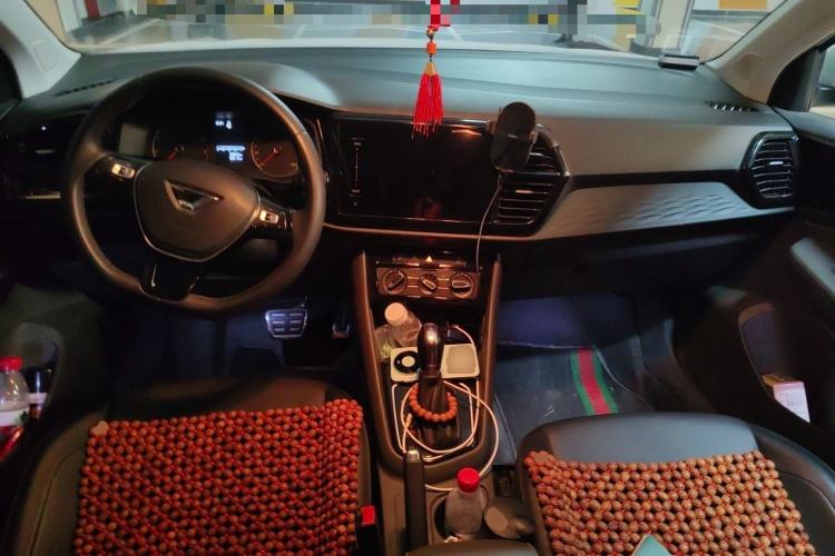 Used Jetta VS5 2019 280TSI Automatic Enjoyment Model Center Console