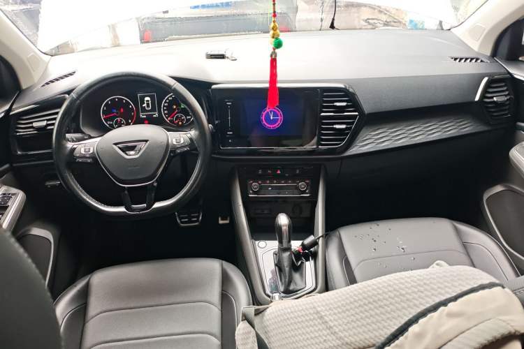 Used Jetta VS5 2019 280TSI Automatic Glory Edition Center Console