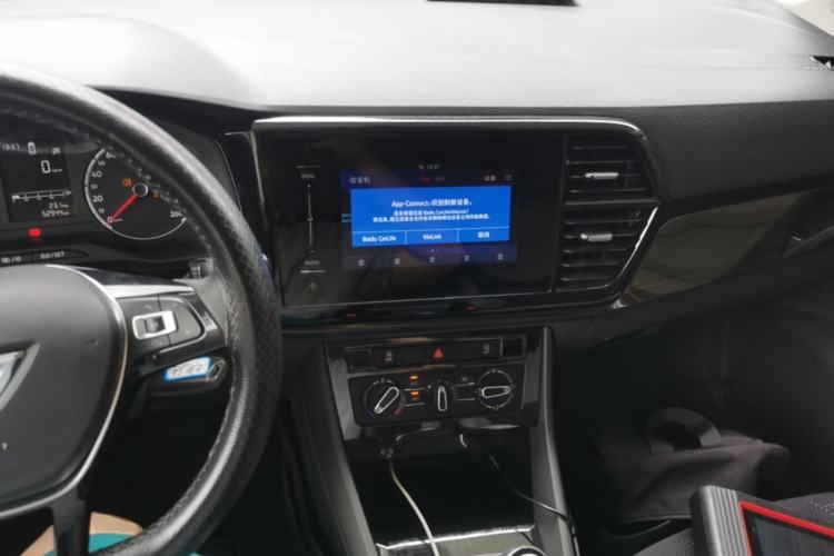 Used Jetta VS5 2019 280TSI Manual Entry-Level Model Center Console