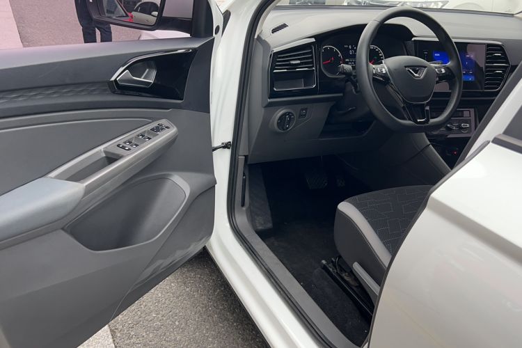 Used Jetta VS5 2019 280TSI Automatic Trend Model Driver Seat