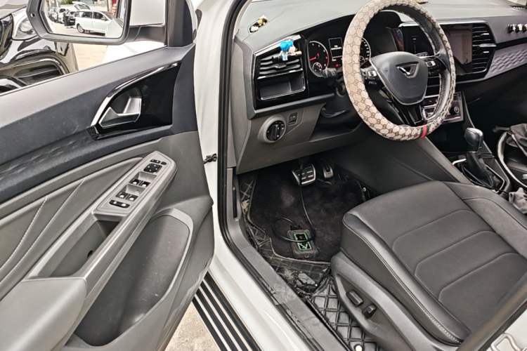 Used Jetta VS5 2019 280TSI Automatic Glory Edition Driver Seat