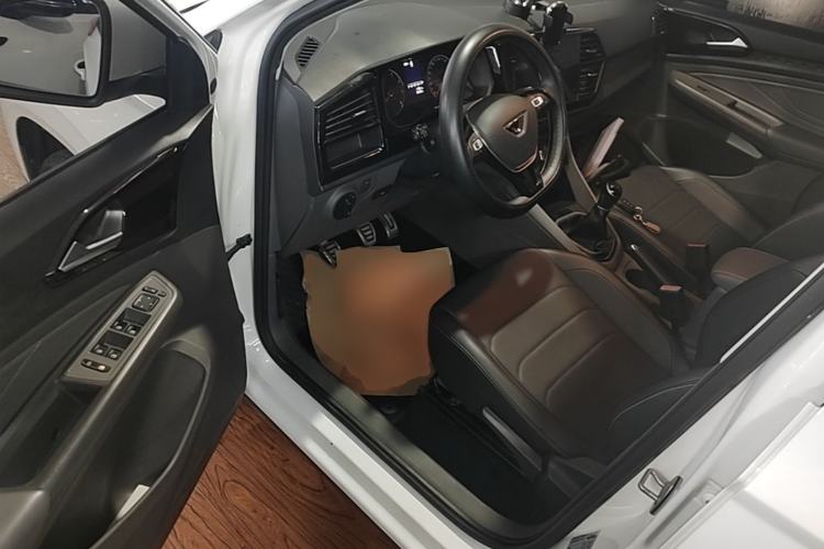 Used Jetta VS5 2019 280TSI Manual Enjoyment Model Driver Seat