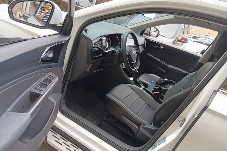 Used Jetta VS5 2019 280TSI Automatic Trend Model Driver Seat