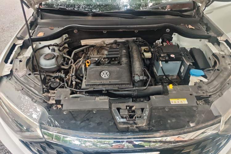 Used Jetta VS5 2019 280TSI Automatic Trend Model Engine Bay