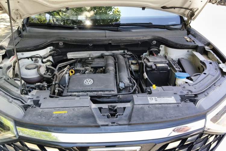 Used Jetta VS5 2019 280TSI Automatic Glory Edition Engine Bay