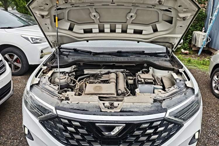 Used Jetta VS5 2019 280TSI Automatic Enjoyment Model Engine Bay