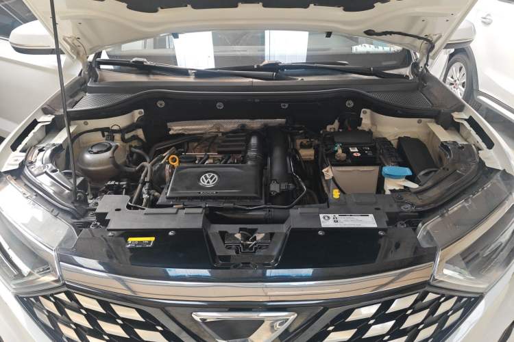 Used Jetta VS5 2019 280TSI Automatic Glory Edition Engine Bay