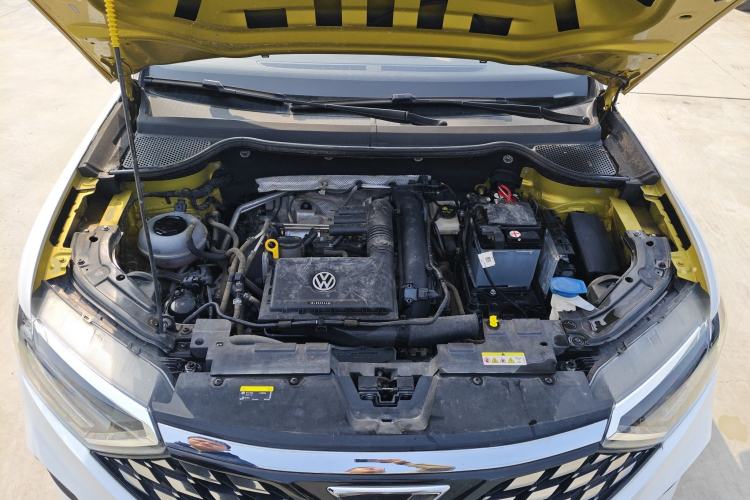 Used Jetta VS5 2019 280TSI Automatic Glory Edition Engine Bay