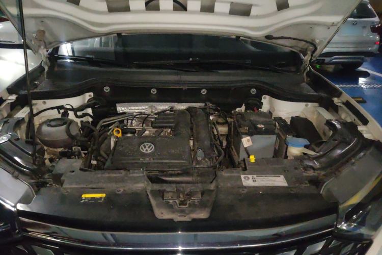 Used Jetta VS5 2019 280TSI Automatic Glory Edition Engine Bay