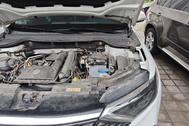 Used Jetta VS5 2019 280TSI Automatic Enjoyment Model Engine Bay Left