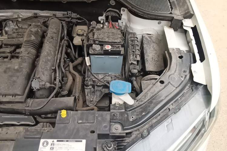 Used Jetta VS5 2019 280TSI Automatic Glory Edition Engine Bay Left