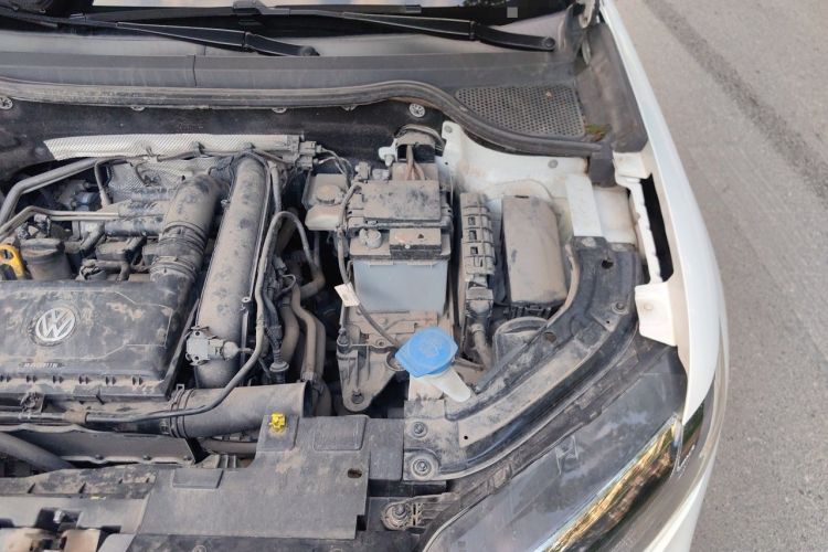 Used Jetta VS5 2019 280TSI Manual Entry-Level Model Engine Bay Left