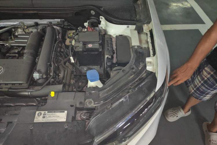 Used Jetta VS5 2019 280TSI Automatic Glory Edition Engine Bay Left