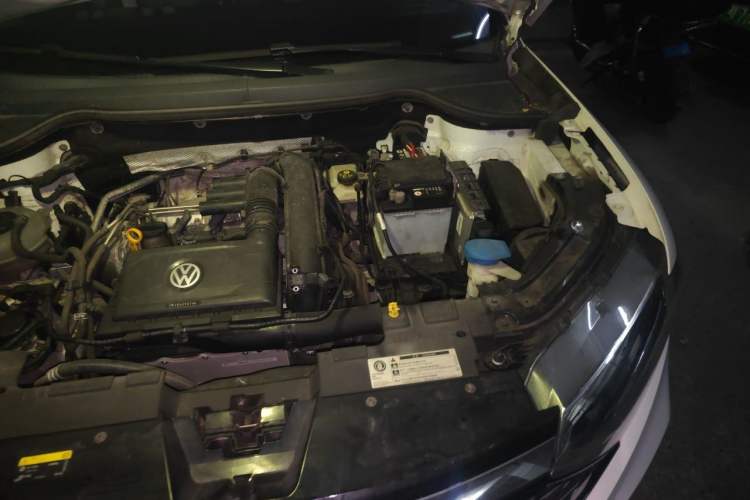 Used Jetta VS5 2019 280TSI Automatic Glory Edition Engine Bay Left