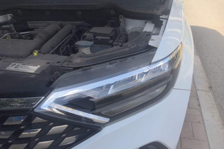 Used Jetta VS5 2019 280TSI Automatic Glory Edition Engine Bay Left