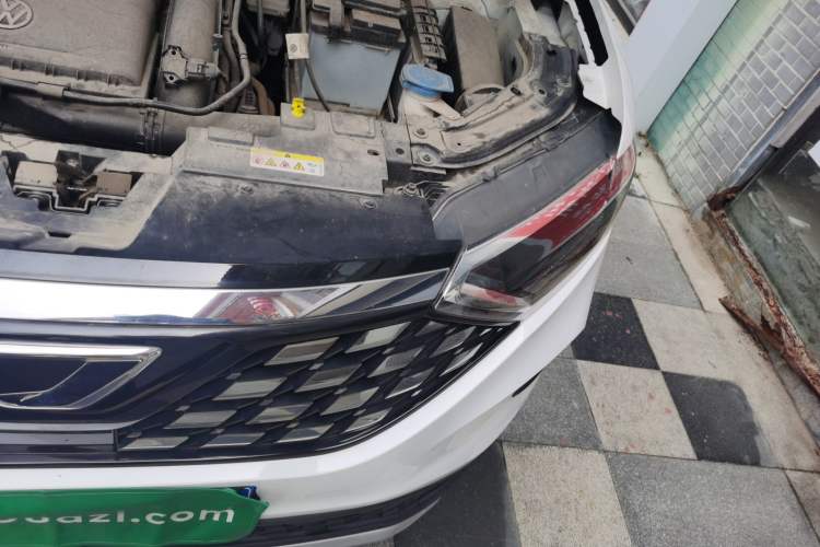 Used Jetta VS5 2019 280TSI Manual Enjoyment Model Engine Bay Left