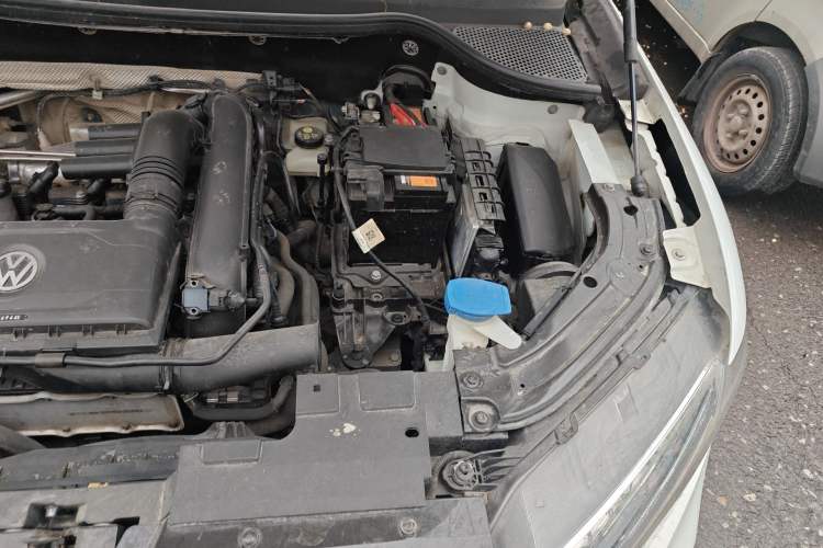 Used Jetta VS5 2019 280TSI Automatic Glory Edition Engine Bay Left