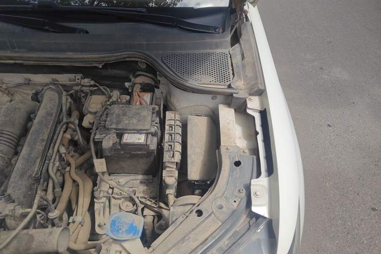 Used Jetta VS5 2019 280TSI Automatic Enjoyment Model Engine Bay Left