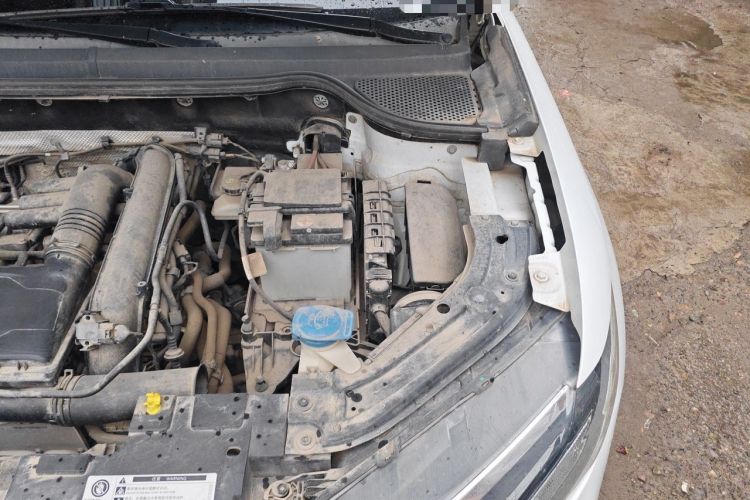 Used Jetta VS5 2019 280TSI Manual Entry-Level Model Engine Bay Left