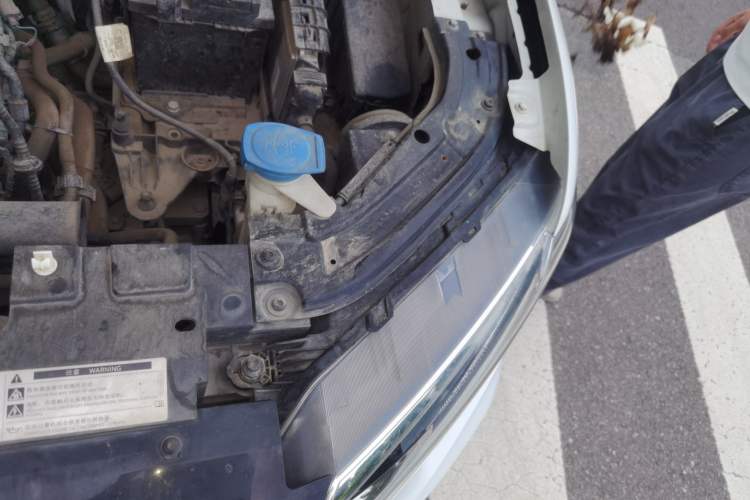 Used Jetta VS5 2019 280TSI Automatic Enjoyment Model Engine Bay Left