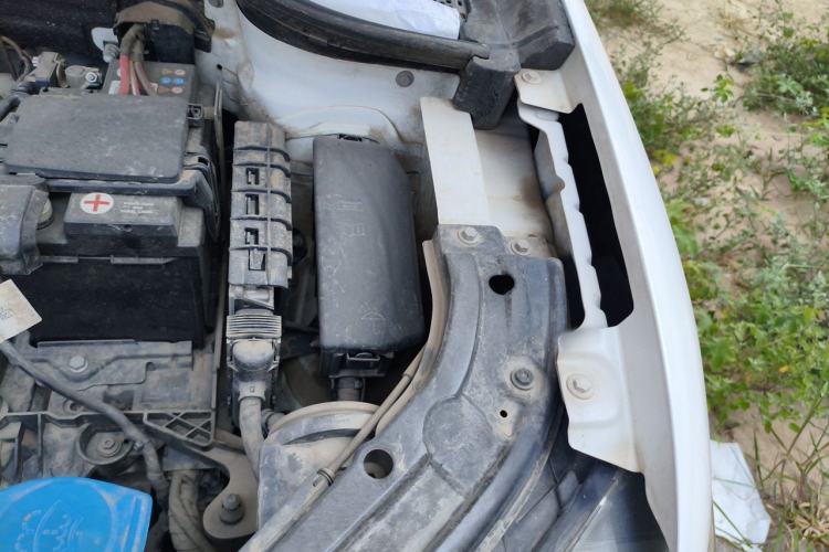 Used Jetta VS5 2019 280TSI Automatic Glory Edition Engine Bay Left
