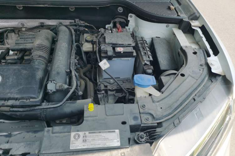 Used Jetta VS5 2019 280TSI Automatic Enjoyment Model Engine Bay Left