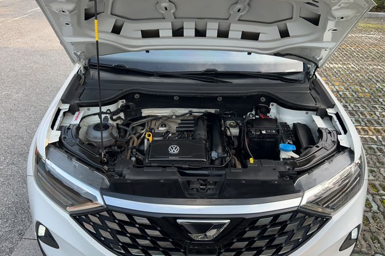 Used Jetta VS5 2019 280TSI Automatic Enjoyment Model Engine Bay