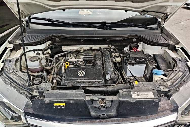 Used Jetta VS5 2019 280TSI Automatic Glory Edition Engine Bay