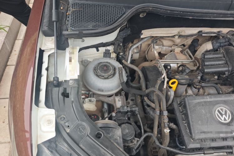 Used Jetta VS5 2019 280TSI Automatic Enjoyment Model Engine Bay Right