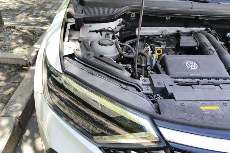 Used Jetta VS5 2019 280TSI Automatic Glory Edition Engine Bay Right
