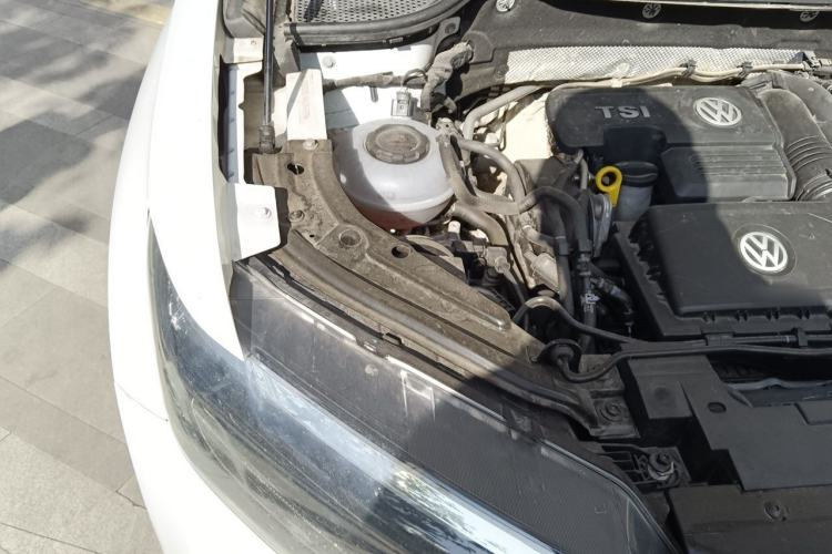 Used Jetta VS5 2019 280TSI Automatic Glory Edition Engine Bay Right