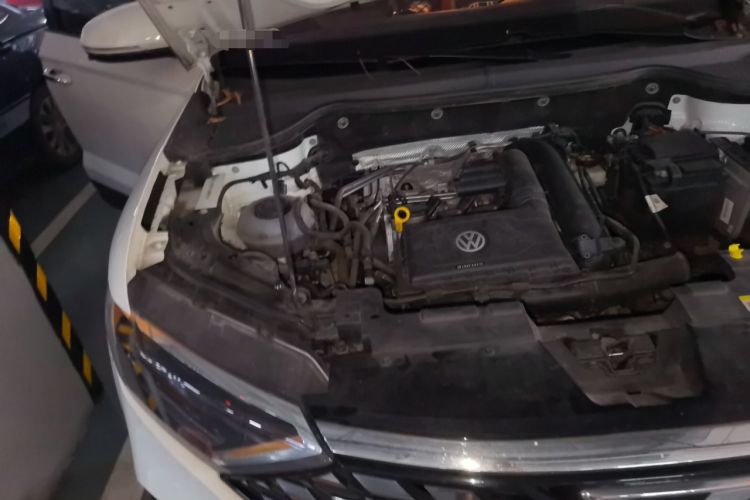 Used Jetta VS5 2019 280TSI Automatic Enjoyment Model Engine Bay Right