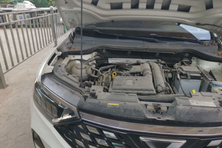 Used Jetta VS5 2019 280TSI Automatic Enjoyment Model Engine Bay Right