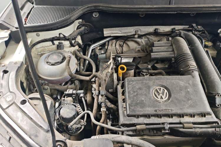 Used Jetta VS5 2019 280TSI Automatic Glory Edition Engine Bay Right
