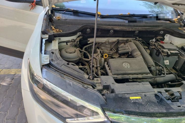 Used Jetta VS5 2019 280TSI Manual Entry-Level Model Engine Bay Right