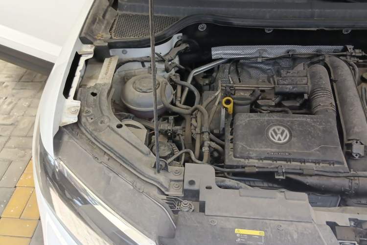 Used Jetta VS5 2019 280TSI Manual Entry-Level Model Engine Bay Right