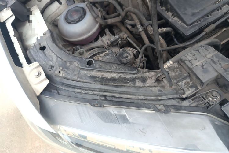 Used Jetta VS5 2019 280TSI Automatic Glory Edition Engine Bay Right