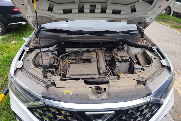 Used Jetta VS5 2019 280TSI Automatic Glory Edition Engine Bay