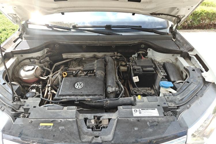 Used Jetta VS5 2019 280TSI Automatic Trend Model Engine Bay