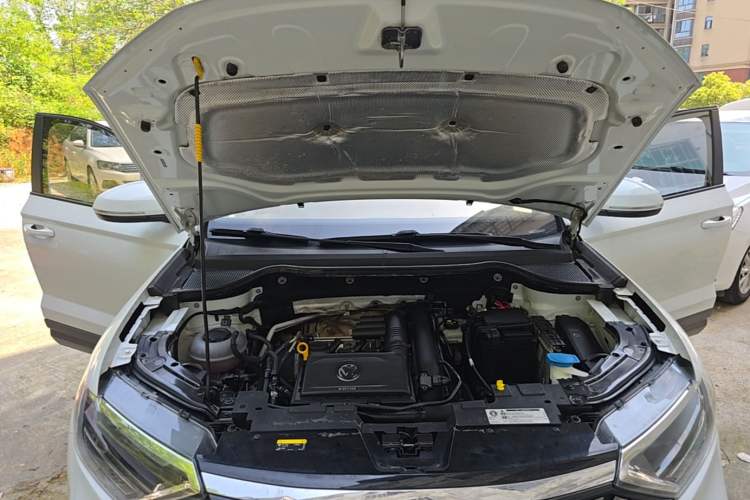 Used Jetta VS5 2019 280TSI Automatic Trend Model Engine Bay