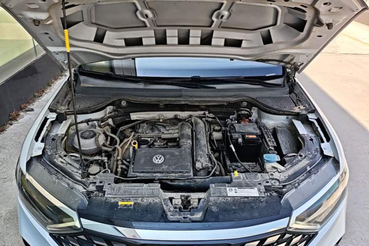 Used Jetta VS5 2019 280TSI Automatic Glory Edition Engine Bay