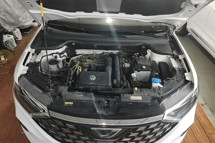 Used Jetta VS5 2019 280TSI Manual Enjoyment Model Engine Bay
