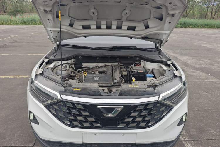 Used Jetta VS5 2019 280TSI Automatic Trend Model Engine Bay
