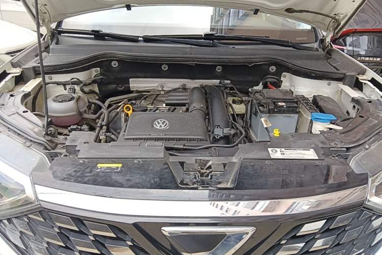 Used Jetta VS5 2019 280TSI Automatic Trend Model Engine Bay