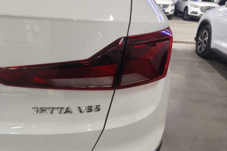 Used Jetta VS5 2019 280TSI Automatic Trend Model Exterior 3